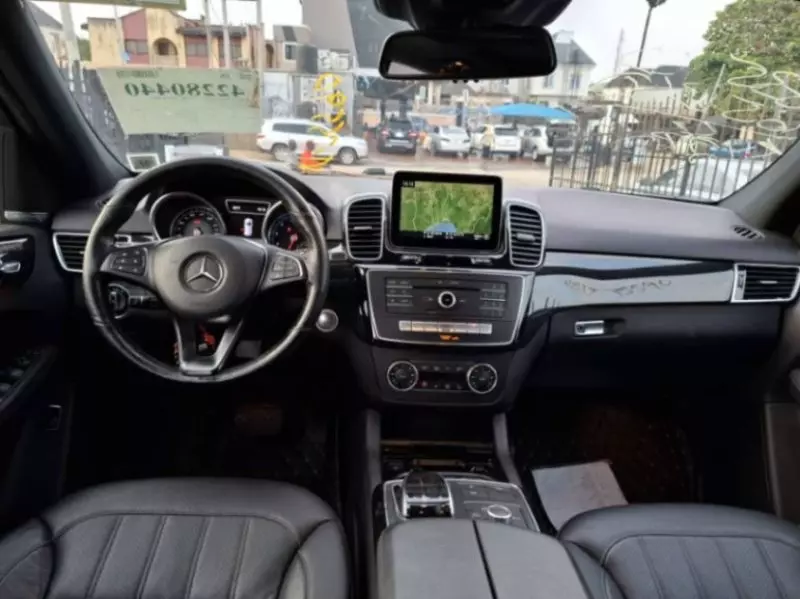 Mercedes-Benz GLE 350   - 2018