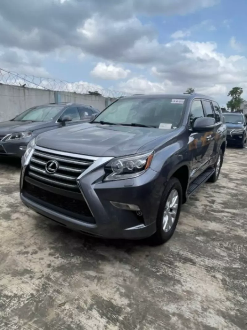 Lexus GX 460   - 2019