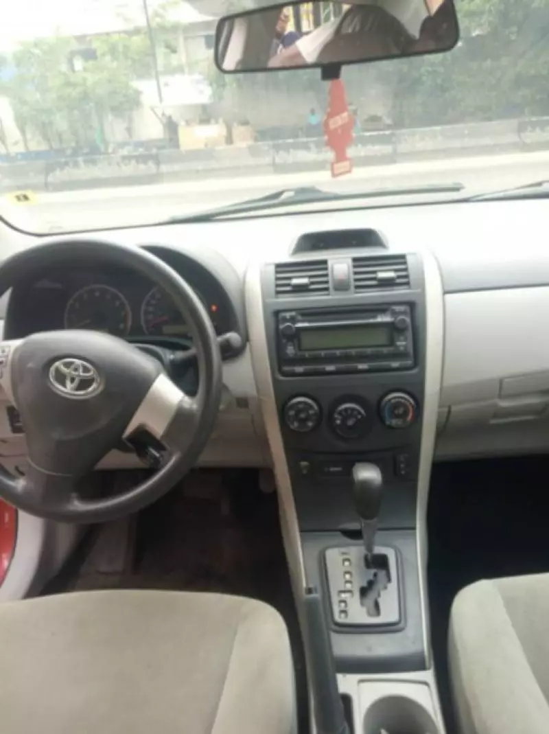 Toyota Corolla   - 2013