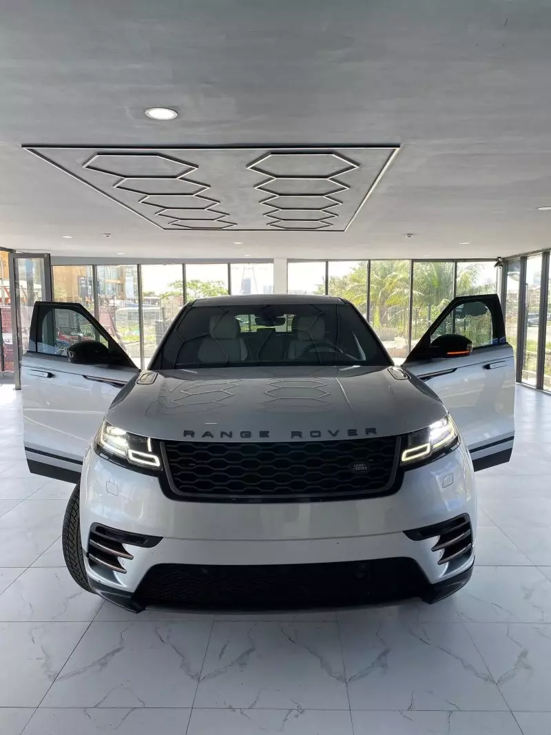Land Rover Range Rover Velar   - 2018