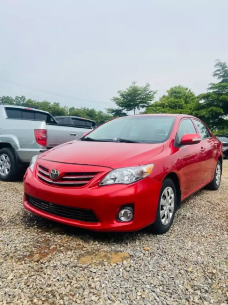 Toyota Corolla   - 2013