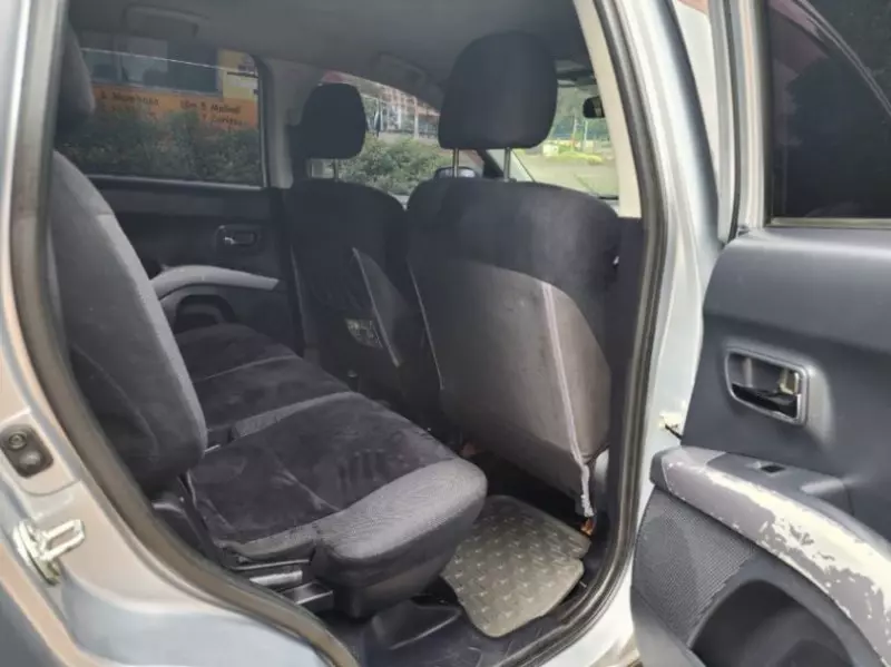 Mitsubishi OUTLANDER   - 2008