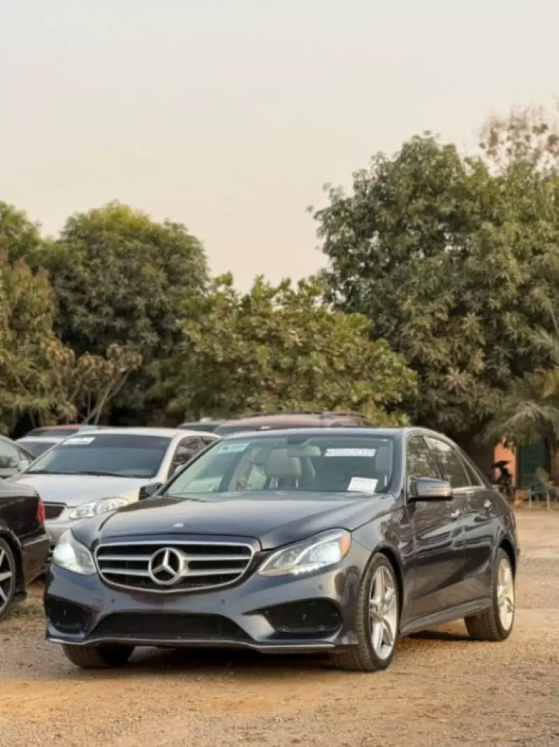 Mercedes-Benz E-Class   - 2015