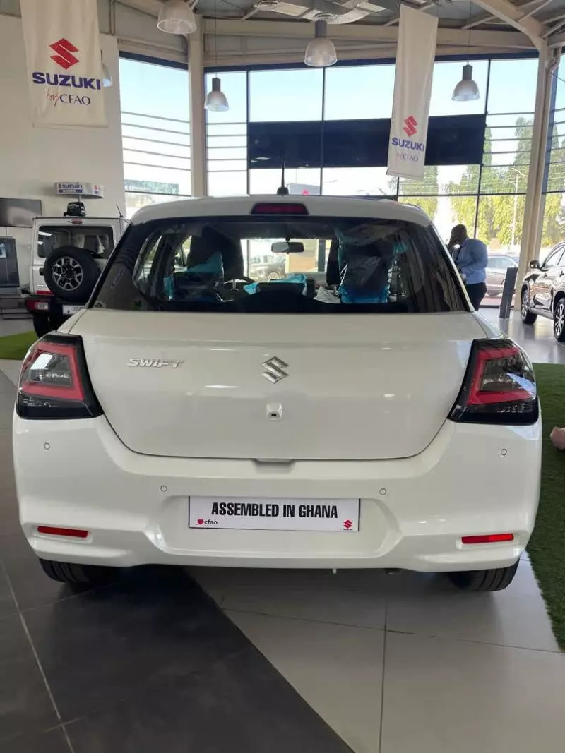 SUZUKI Swift   - 2025