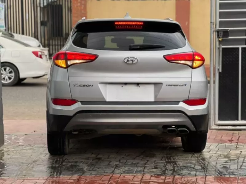Hyundai TUCSON   - 2017
