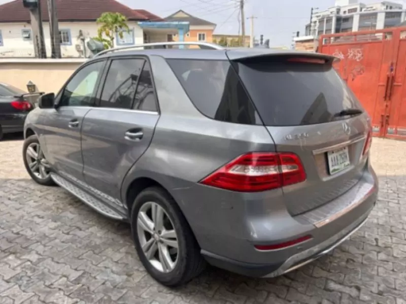 Mercedes-Benz ML 350 - 2012