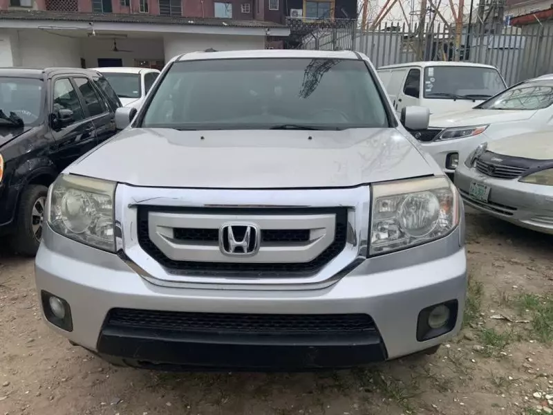 Honda Pilot   - 2011