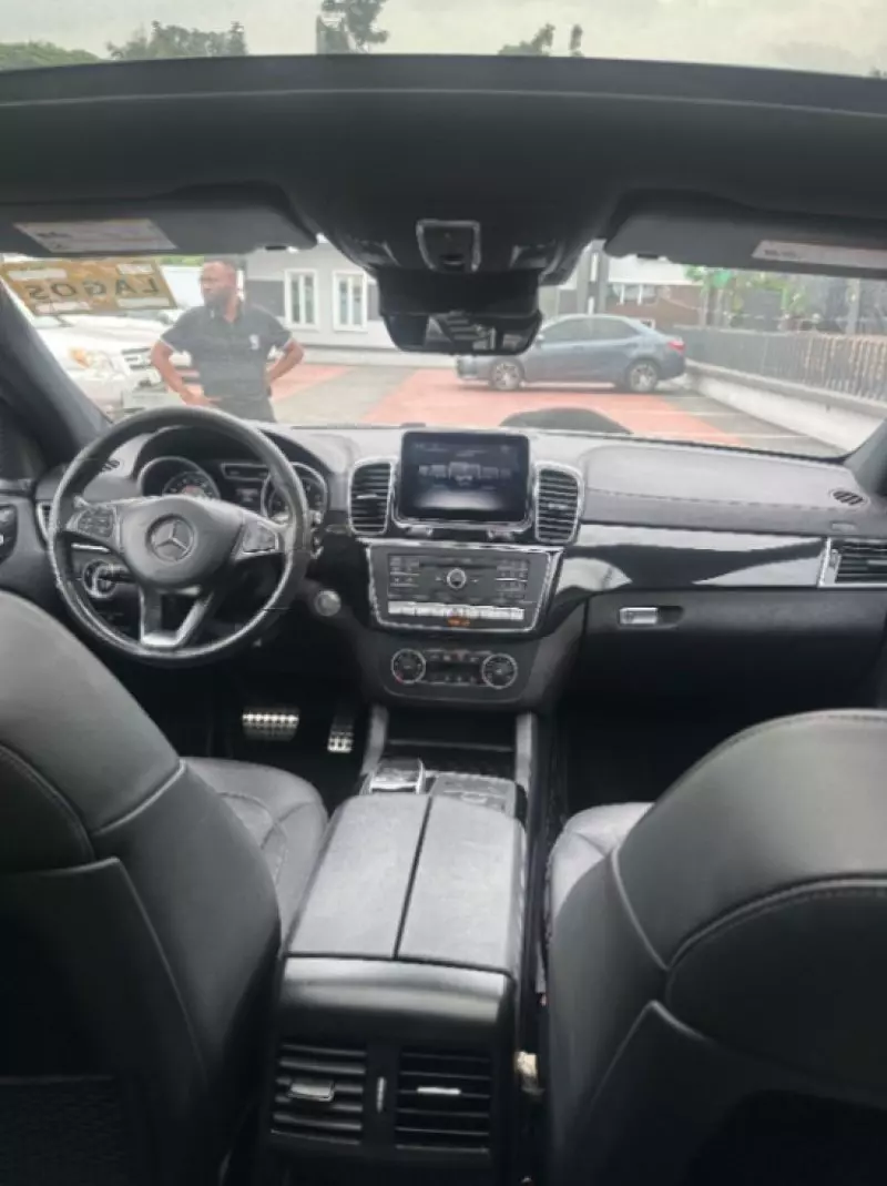 Mercedes-Benz GLE 43 AMG   - 2017