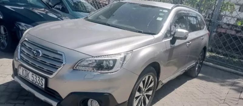 Subaru Outback   - 2015
