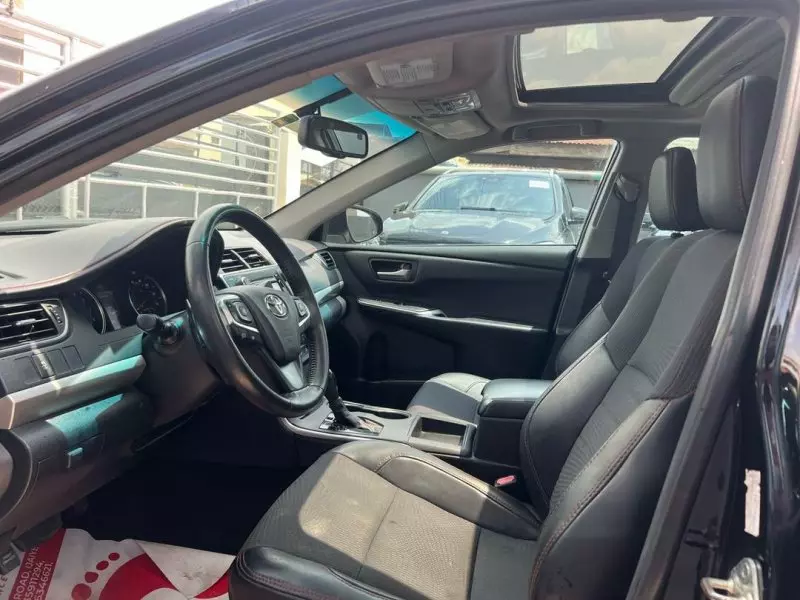 Toyota Camry   - 2017