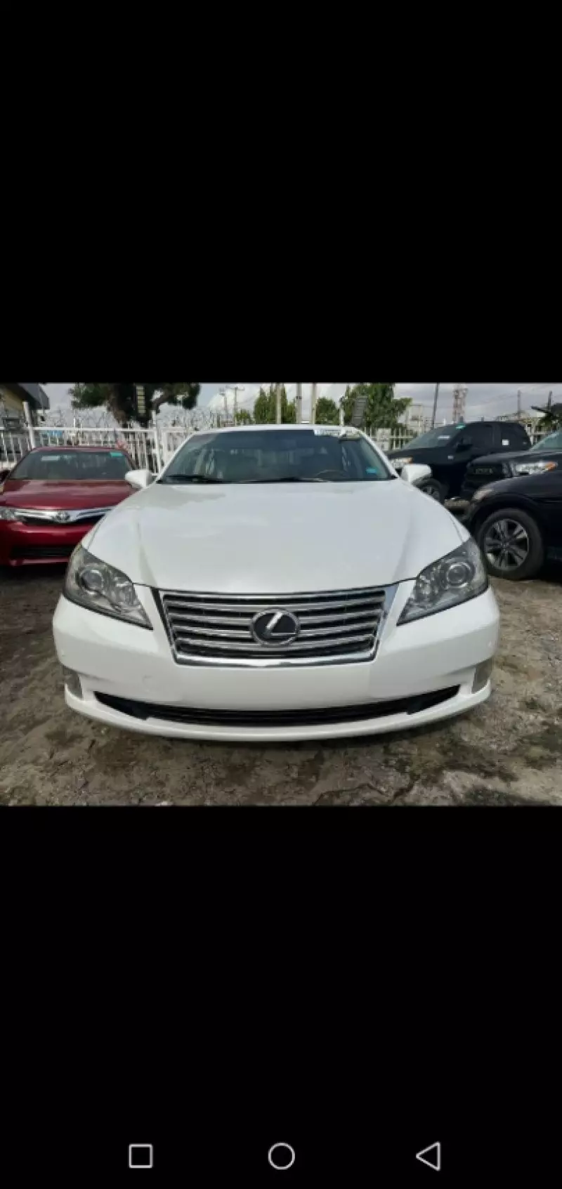 Lexus ES   - 2011