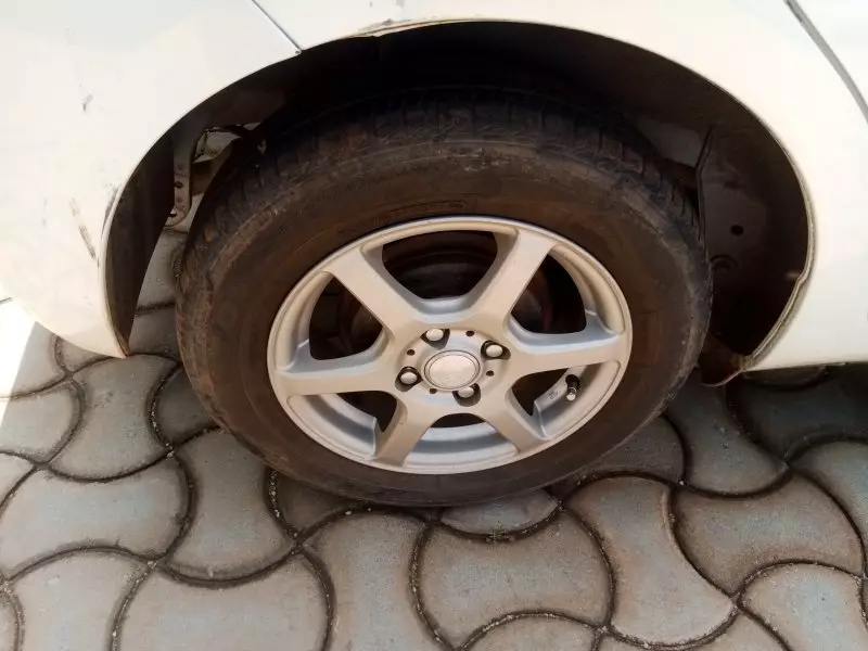 Toyota Vitz   - 2013