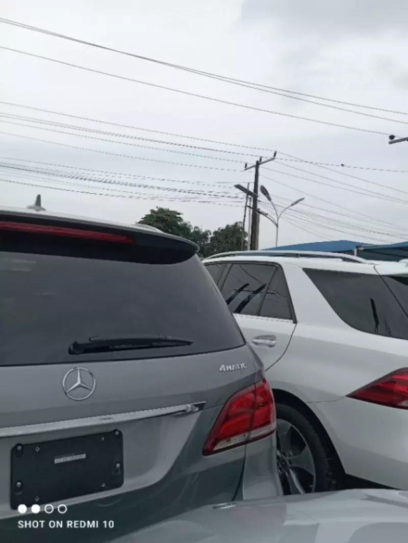 Mercedes-Benz GLE 350   - 2016