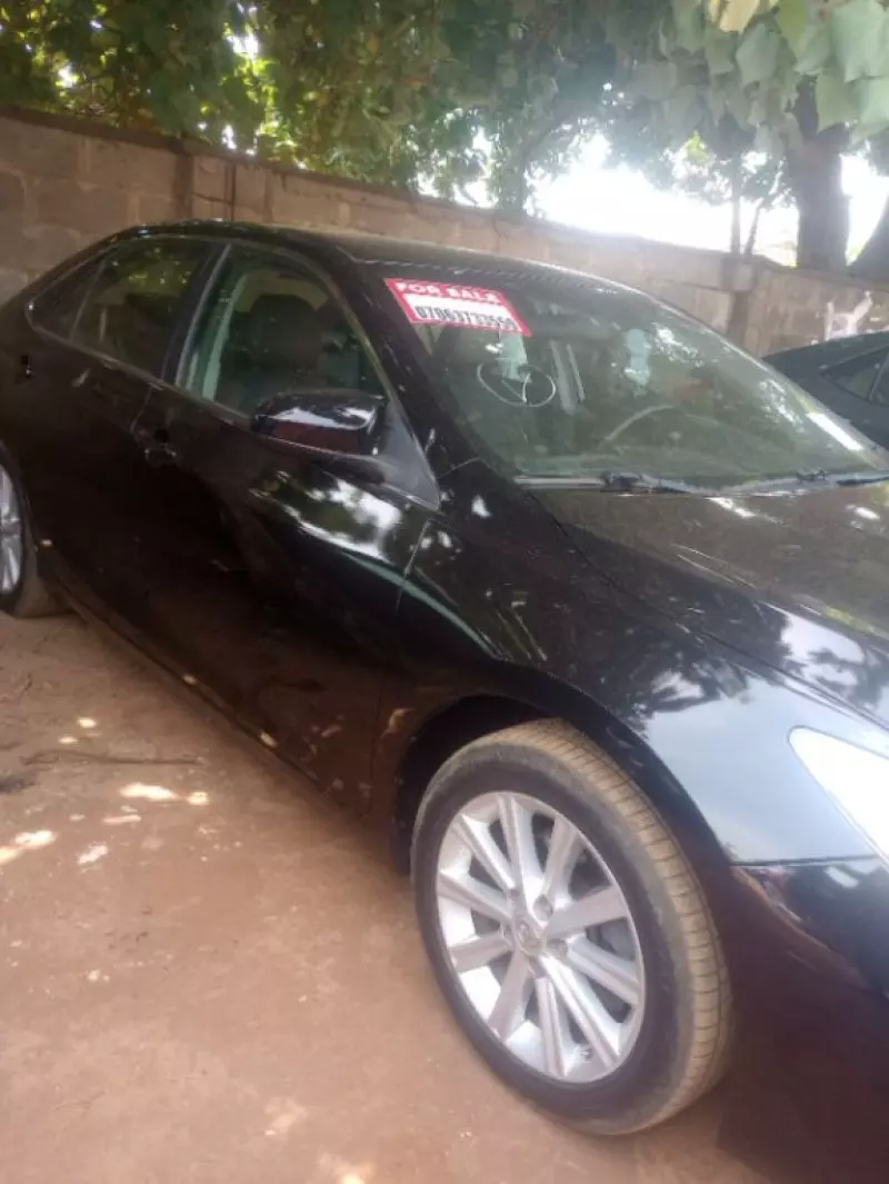 Toyota Camry   - 2015