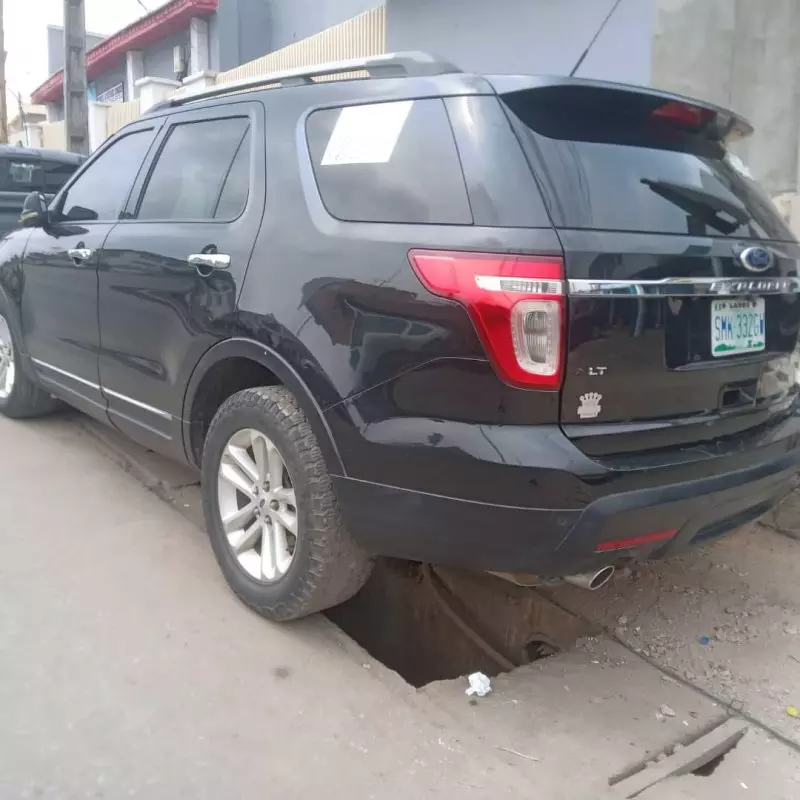 Ford EXPLORER 3.5L - 2012