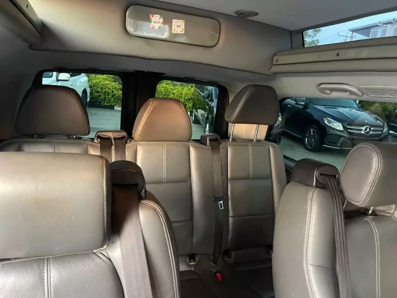 Mercedes-Benz metris   - 2017