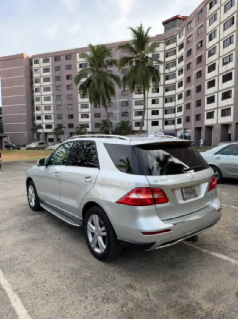 Mercedes-Benz ML-Class   - 2012