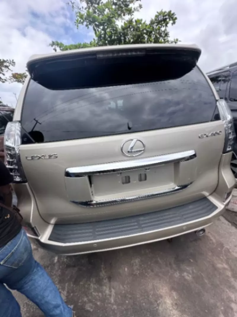 Lexus GX 460   -