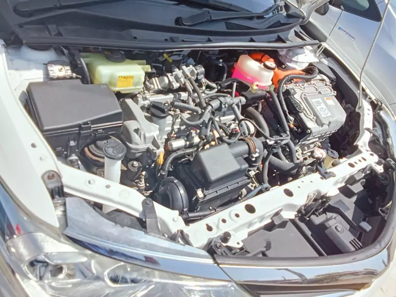 Toyota Fielder hybrid    - 2017