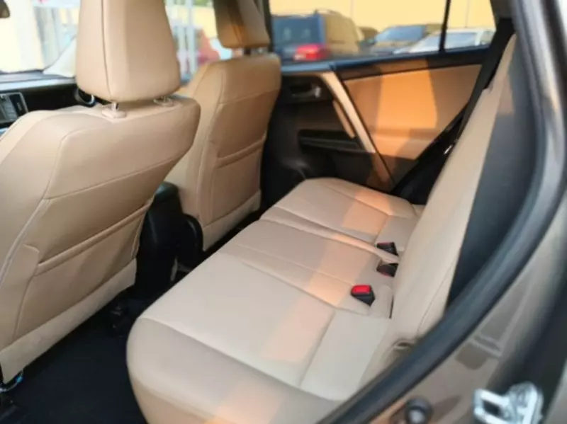 Toyota RAV4   - 2014