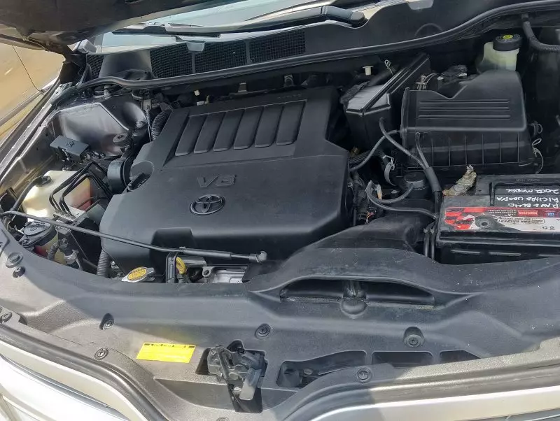 Toyota Venza   - 2013