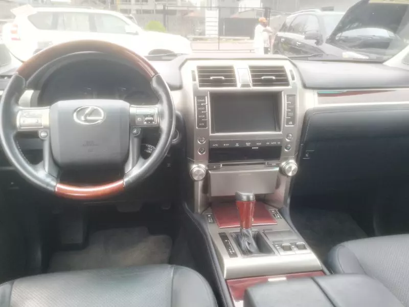 Lexus GX 460   - 2013