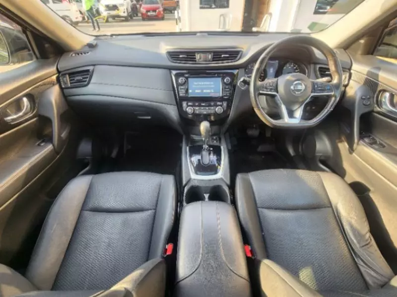 Nissan X-Trail   - 2018