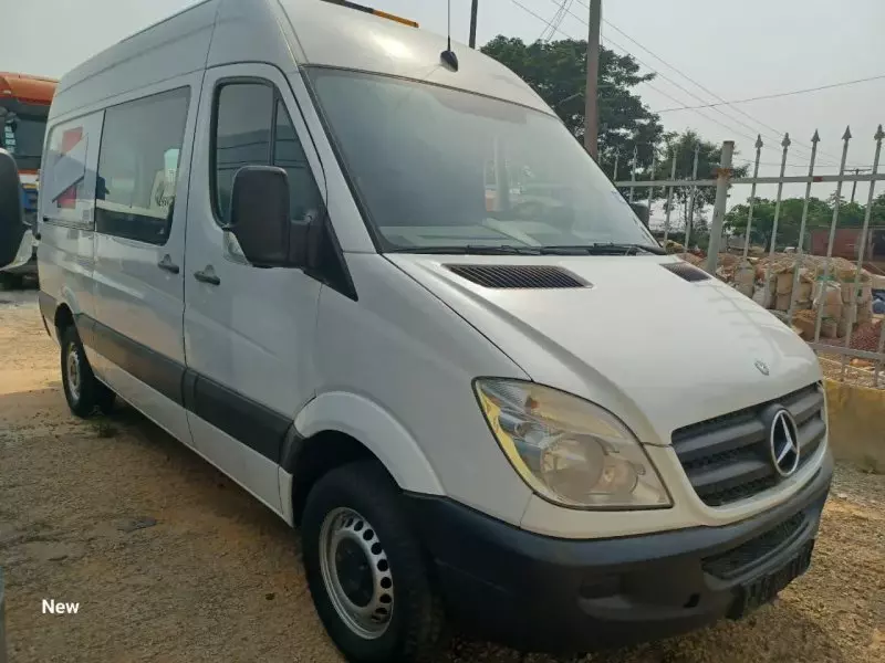 Mercedes-Benz Sprinter