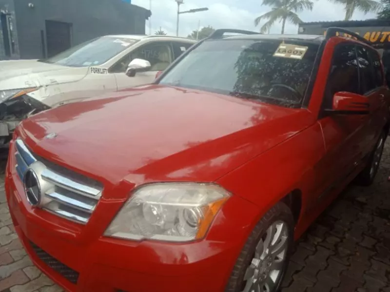 Mercedes-Benz GLK 350   - 2012