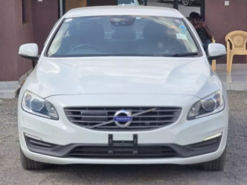 Volvo V60   - 2017