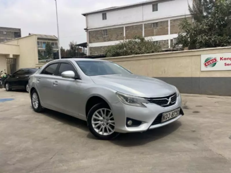 Toyota Mark X   - 2016