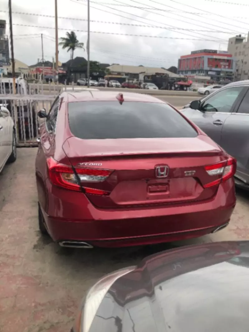 Honda Accord   - 2009