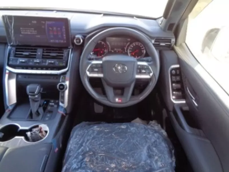 Toyota LAND CRUISER 300 LC300   - 2023