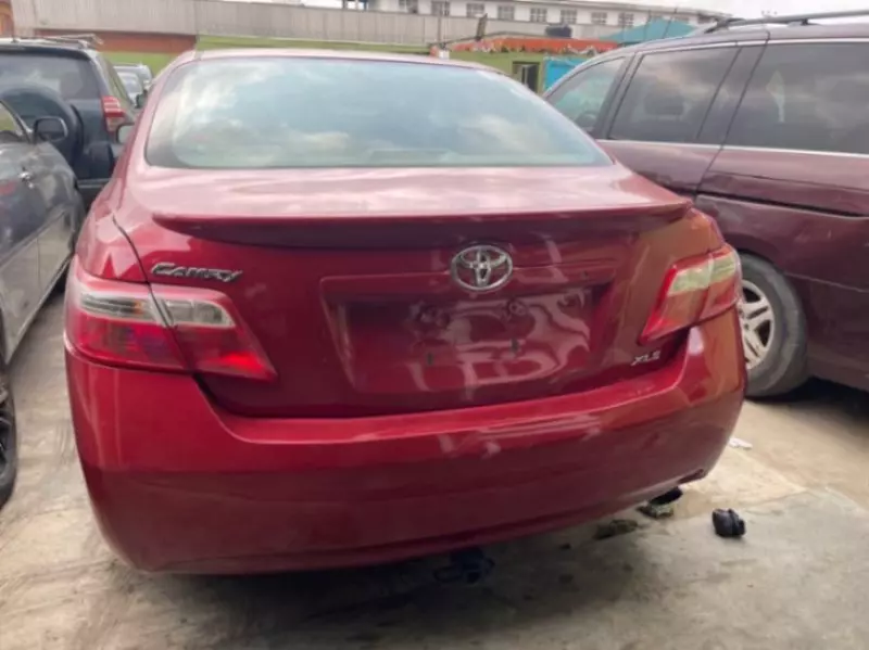 Toyota Camry   - 2008