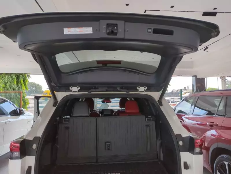 Toyota Highlander   - 2021