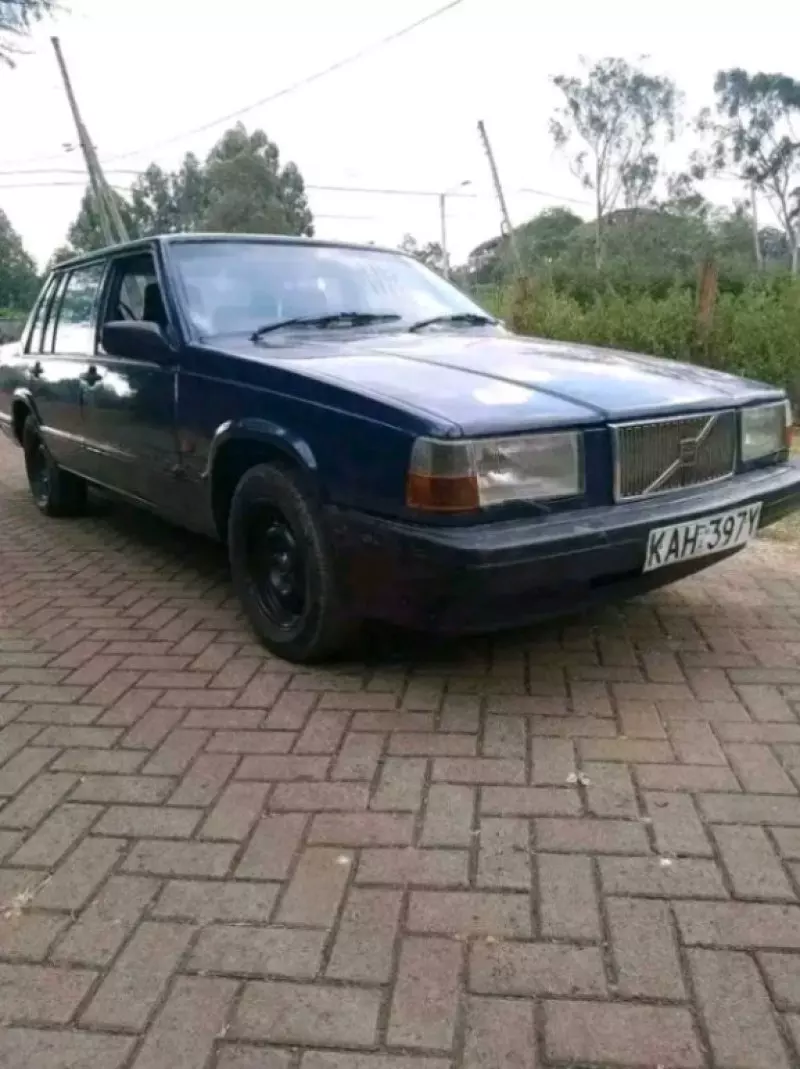 Volvo 740   - 1990