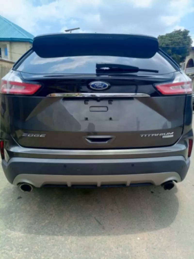 Ford Edge   - 2019