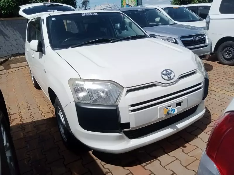 Toyota Probox    - 2015