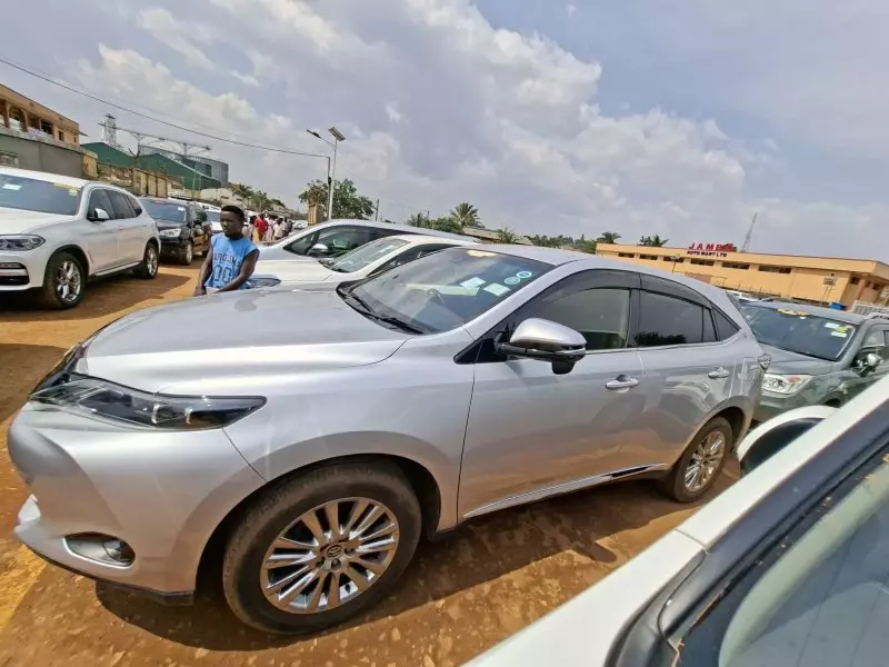 Toyota Harrier - 2017