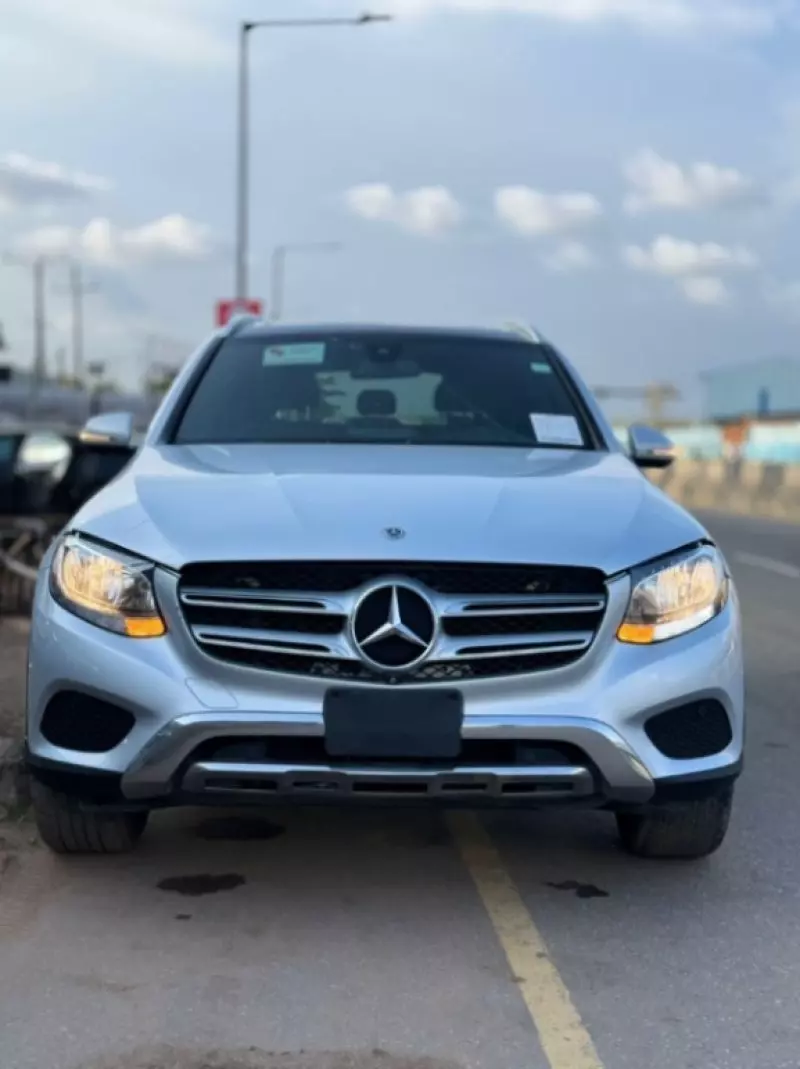 Mercedes-Benz GLC 300   - 2018
