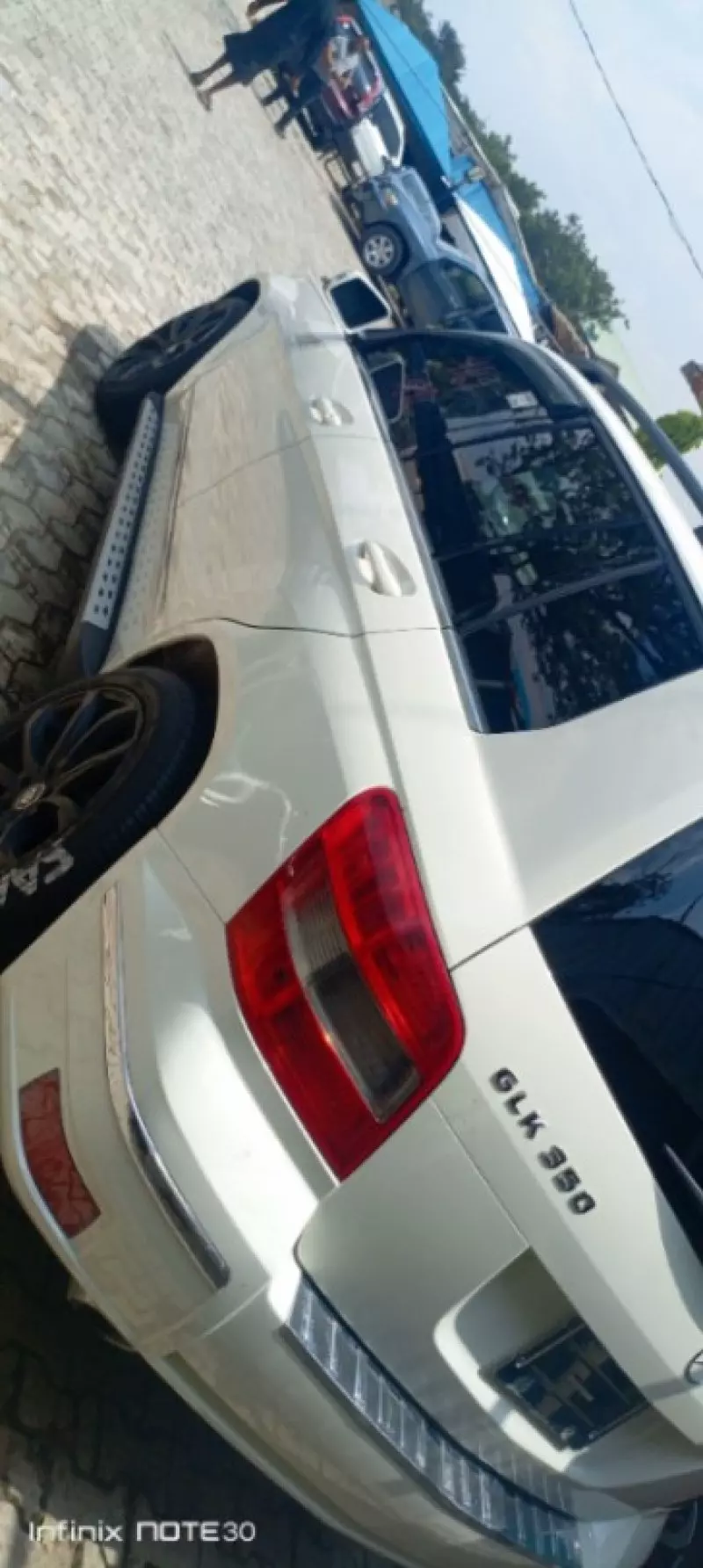 Mercedes-Benz GLK 350   - 2012