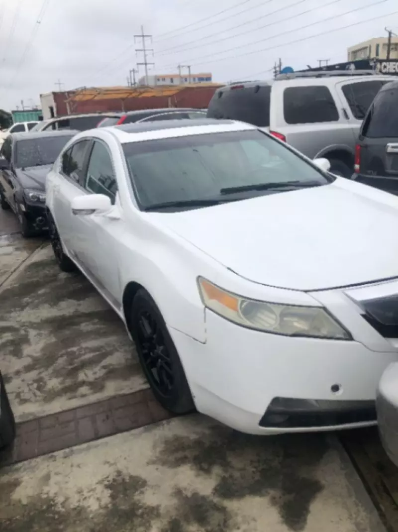 Acura TL   - 2010