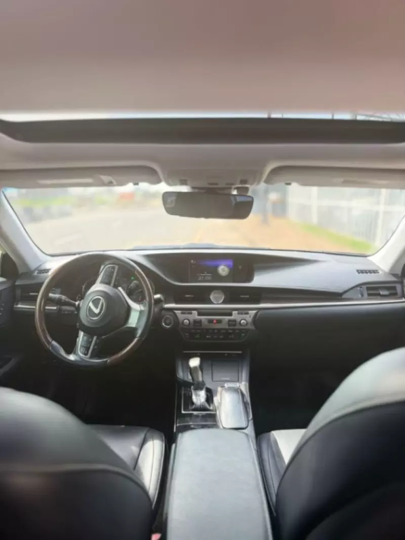 Lexus ES 350   - 2018