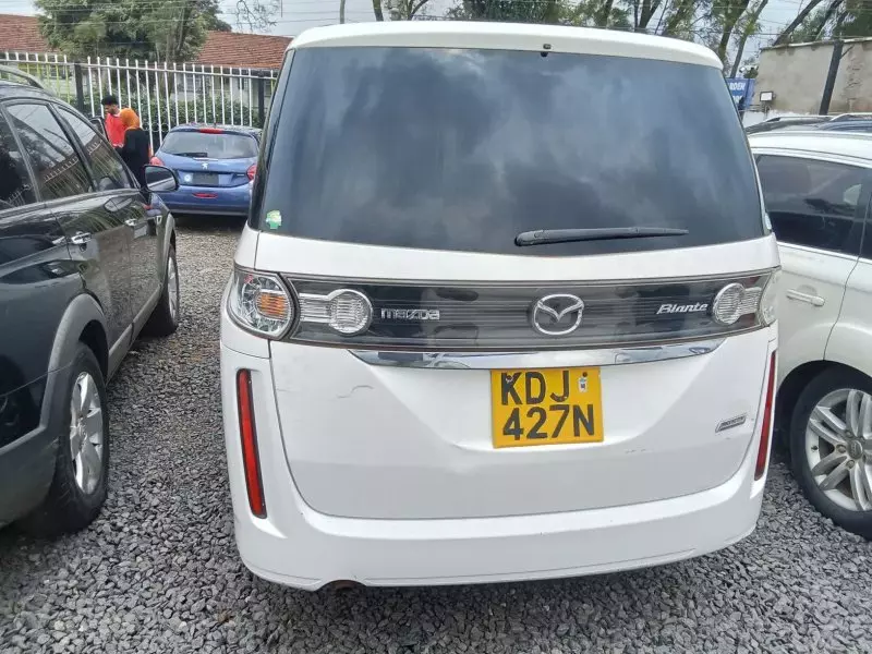 Mazda Biante   - 2015