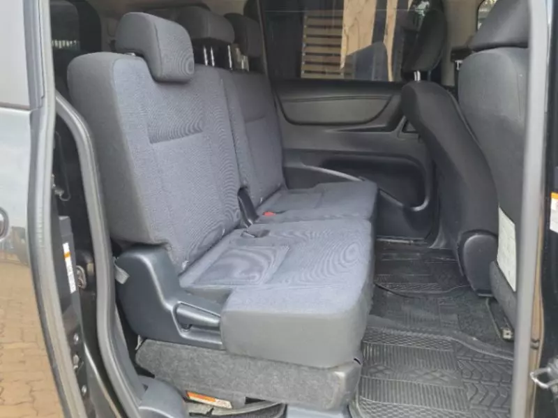 Toyota Sienta   - 2017