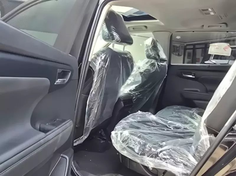 Toyota Highlander   - 2022