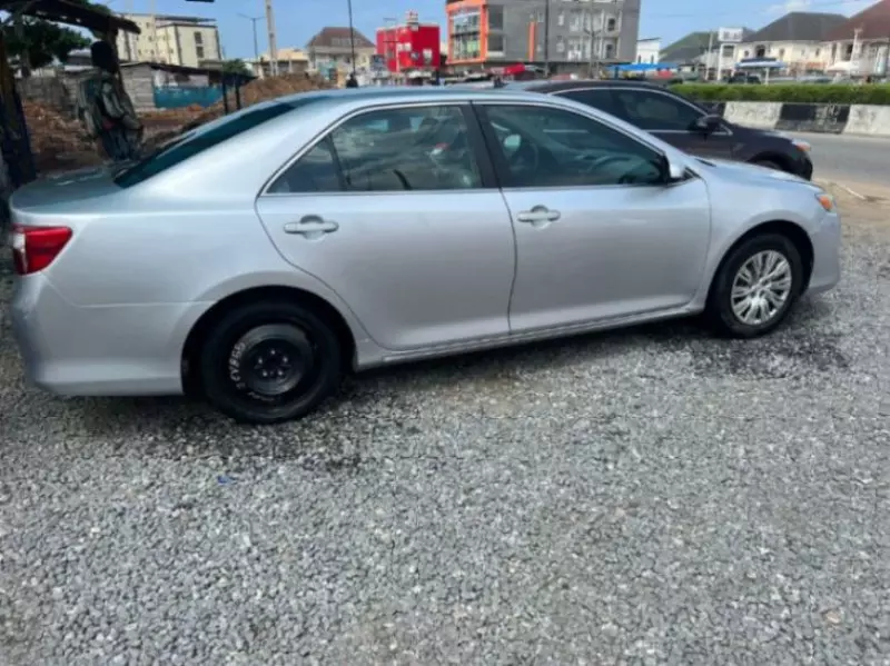 Toyota Camry   - 2007