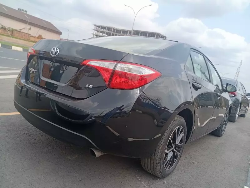 Toyota Corolla   - 2014