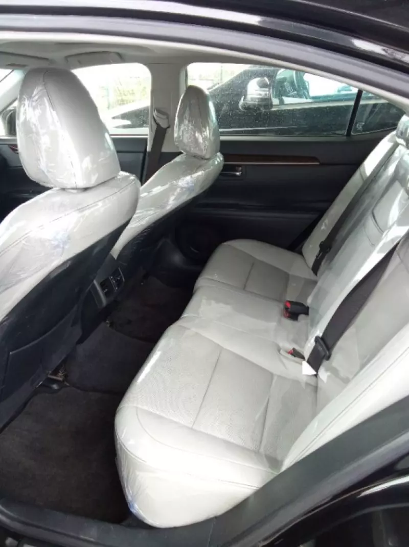 Lexus ES 350   - 2013