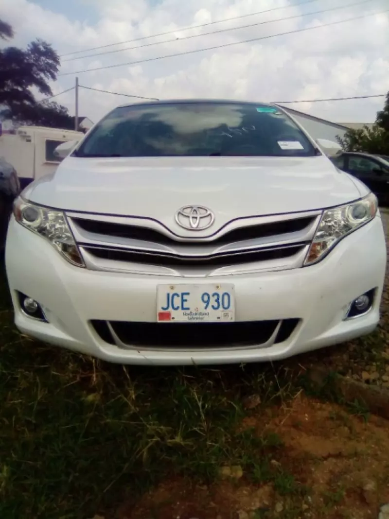 Toyota Venza   - 2013
